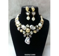 NECKLACE -RA830